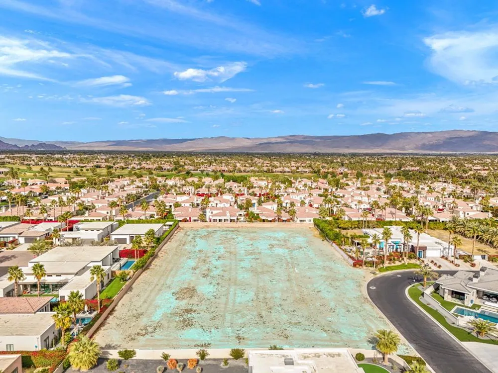 57645 Valley Lane La Quinta, CA 92253