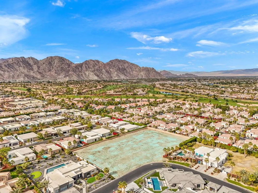 57645 Valley Lane La Quinta, CA 92253