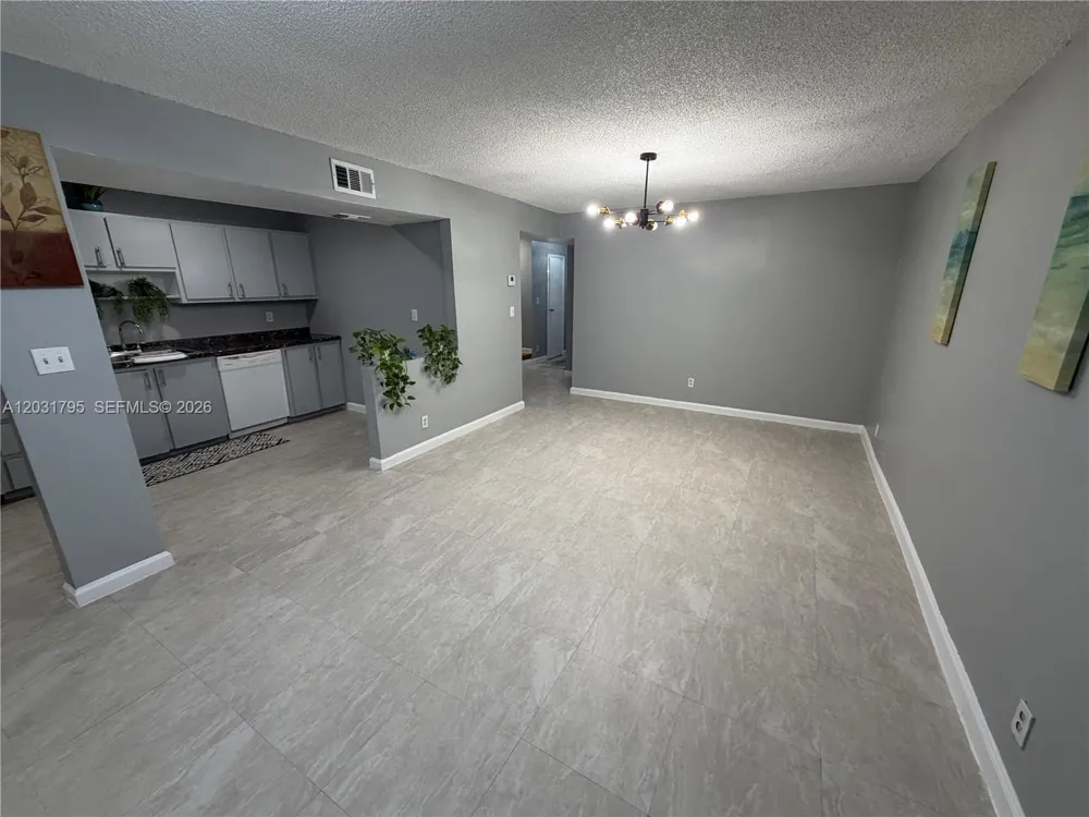2698 NW 60th Way #165 Sunrise, FL 33313