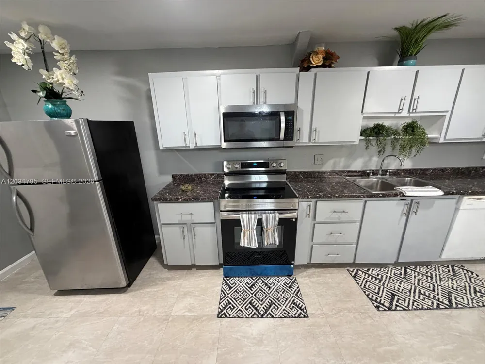 2698 NW 60th Way #165 Sunrise, FL 33313