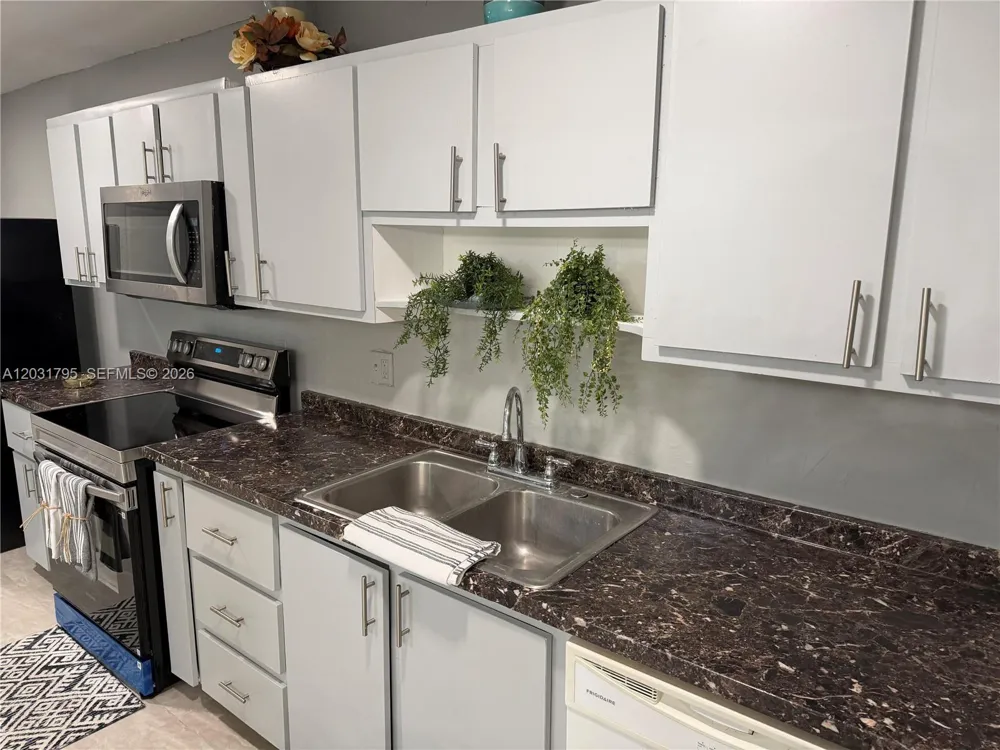 2698 NW 60th Way #165 Sunrise, FL 33313