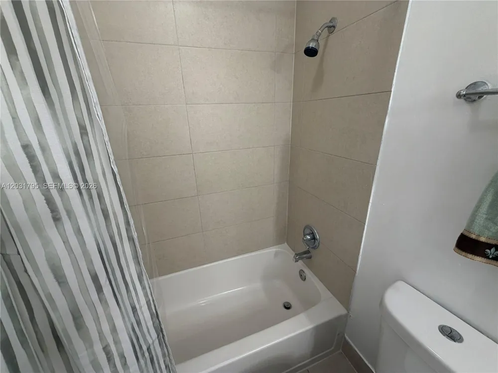 2698 NW 60th Way #165 Sunrise, FL 33313