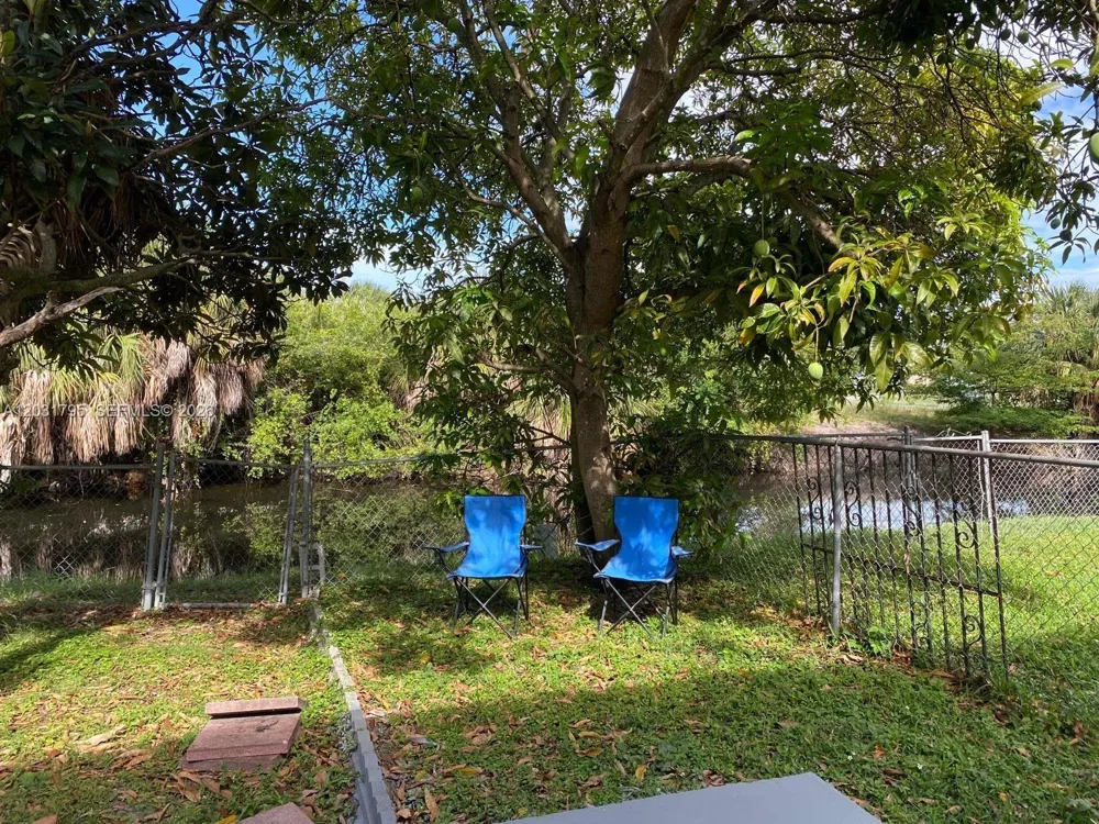 2698 NW 60th Way #165 Sunrise, FL 33313