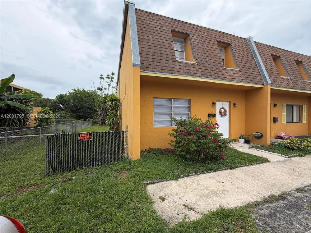 2698 NW 60th Way #165 Sunrise, FL 33313