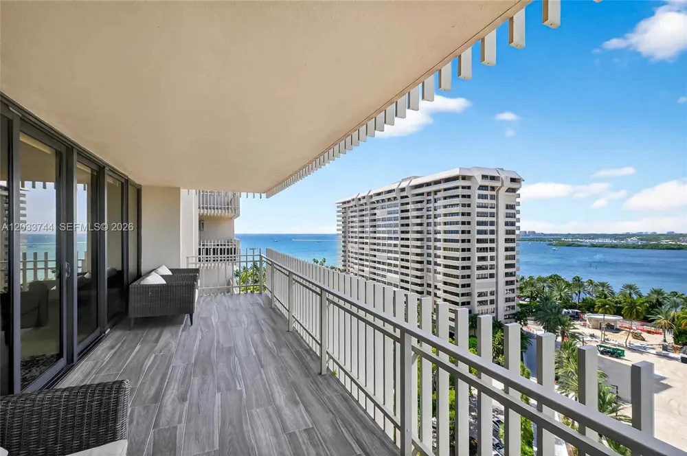 2 Grove Isle Dr #B1210 Miami, FL 33133