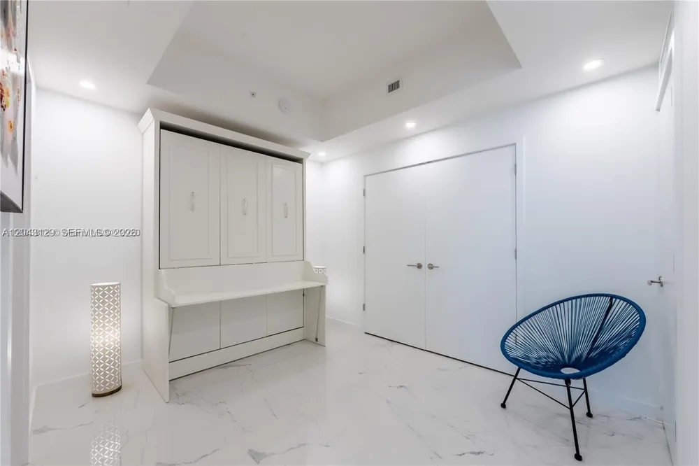 851 NE 1st Ave #3308 Miami, FL 33132