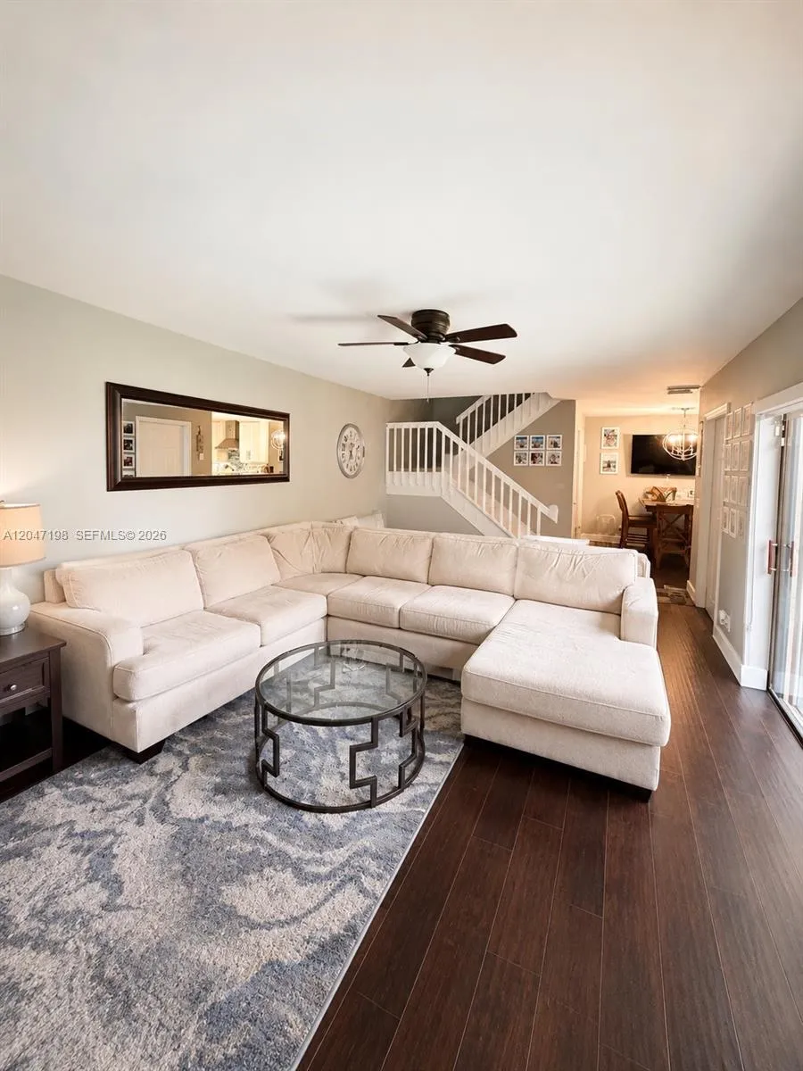 9955 NW 6th Ct Plantation, FL 33324