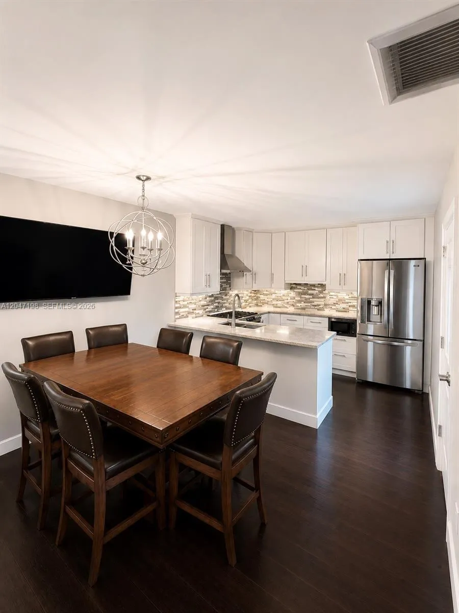 9955 NW 6th Ct Plantation, FL 33324