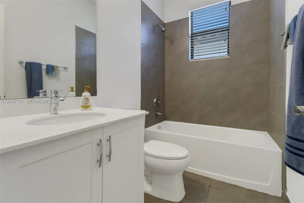 5504 Agostino Way Ave Maria, FL 34142