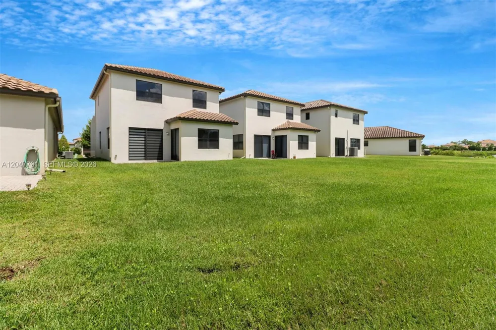 5504 Agostino Way Ave Maria, FL 34142