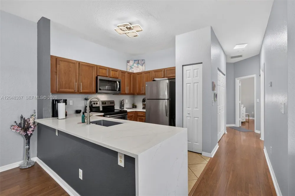3107 Grandiflora Dr Green Acres, FL 33467