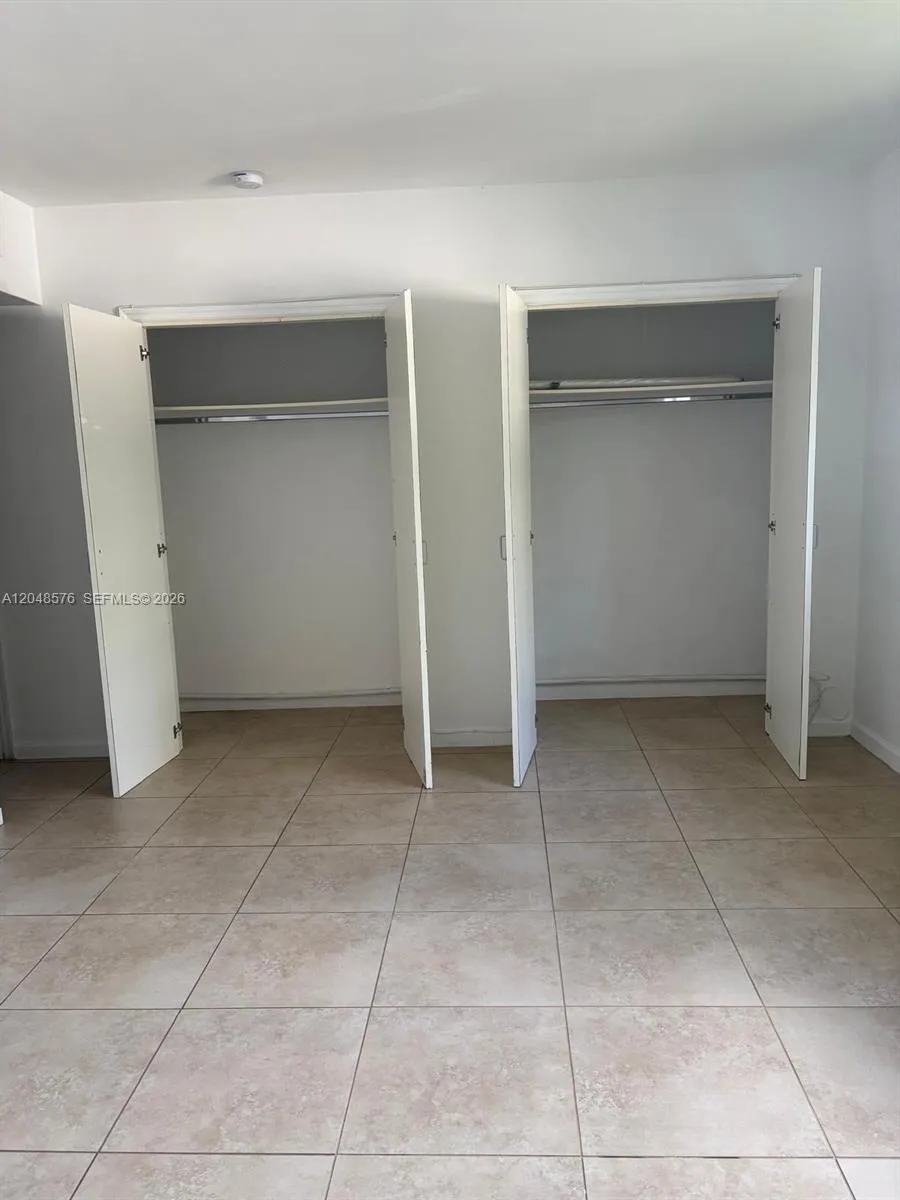 1040 92nd St #2 Bay Harbor Islands, FL 33154