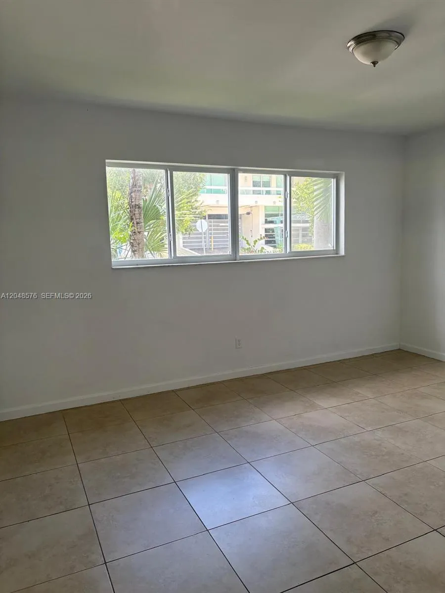 1040 92nd St #2 Bay Harbor Islands, FL 33154