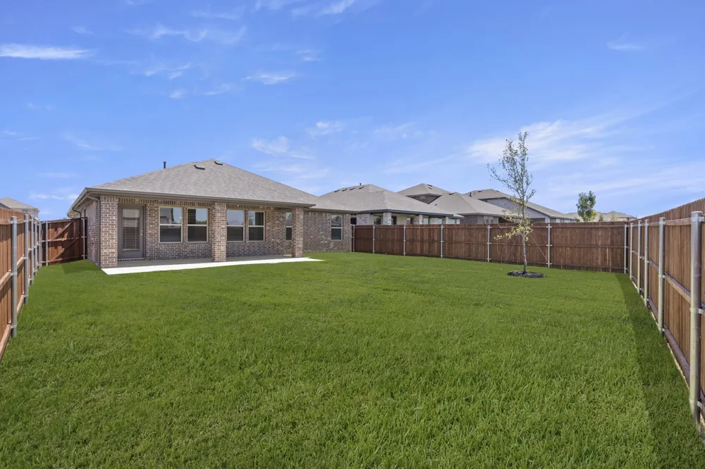 213 Van Horn Drive Terrell, TX 75160