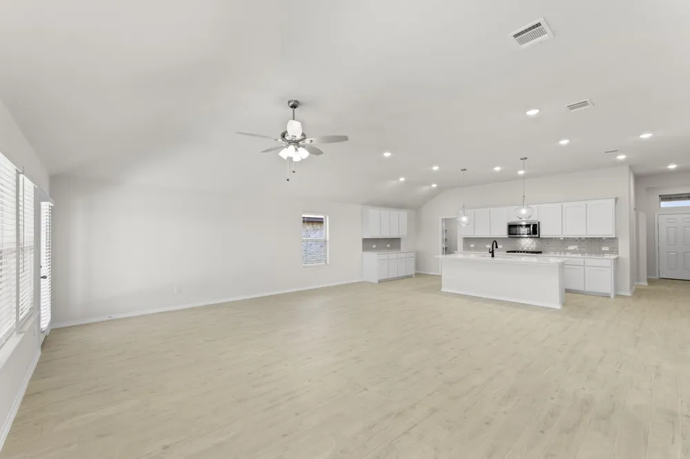 213 Van Horn Drive Terrell, TX 75160