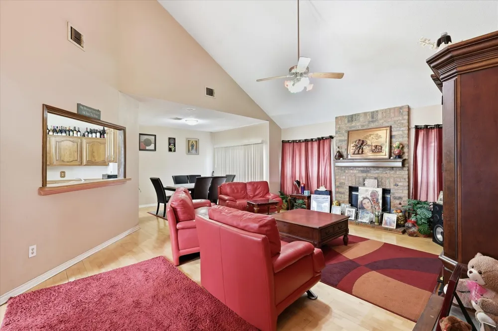 2020 E Branch Hollow Drive Carrollton, TX 75007