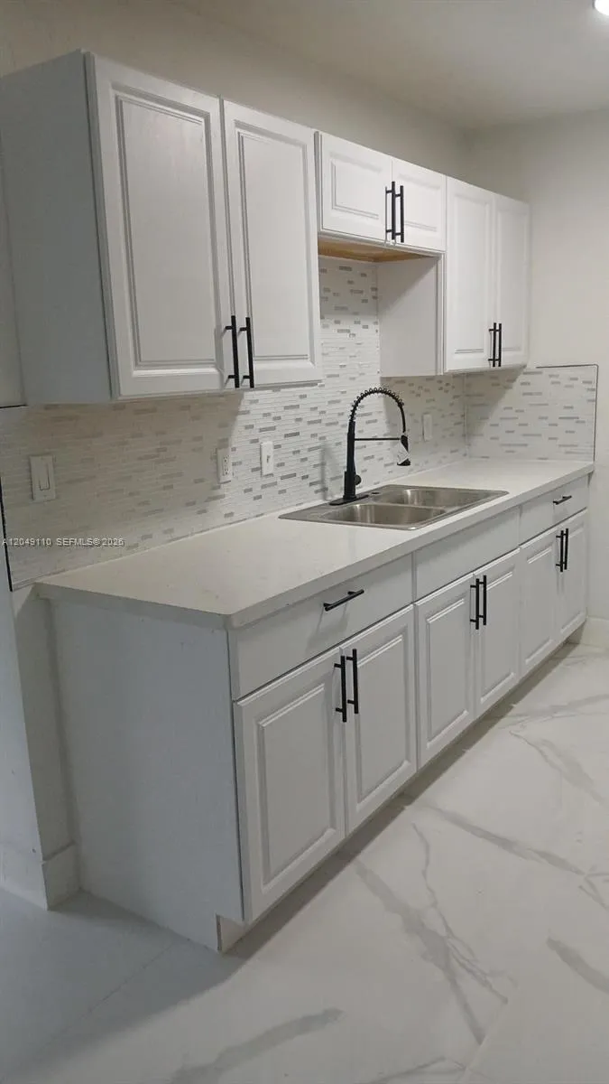 3751 SW 31st Dr West Park, FL 33023