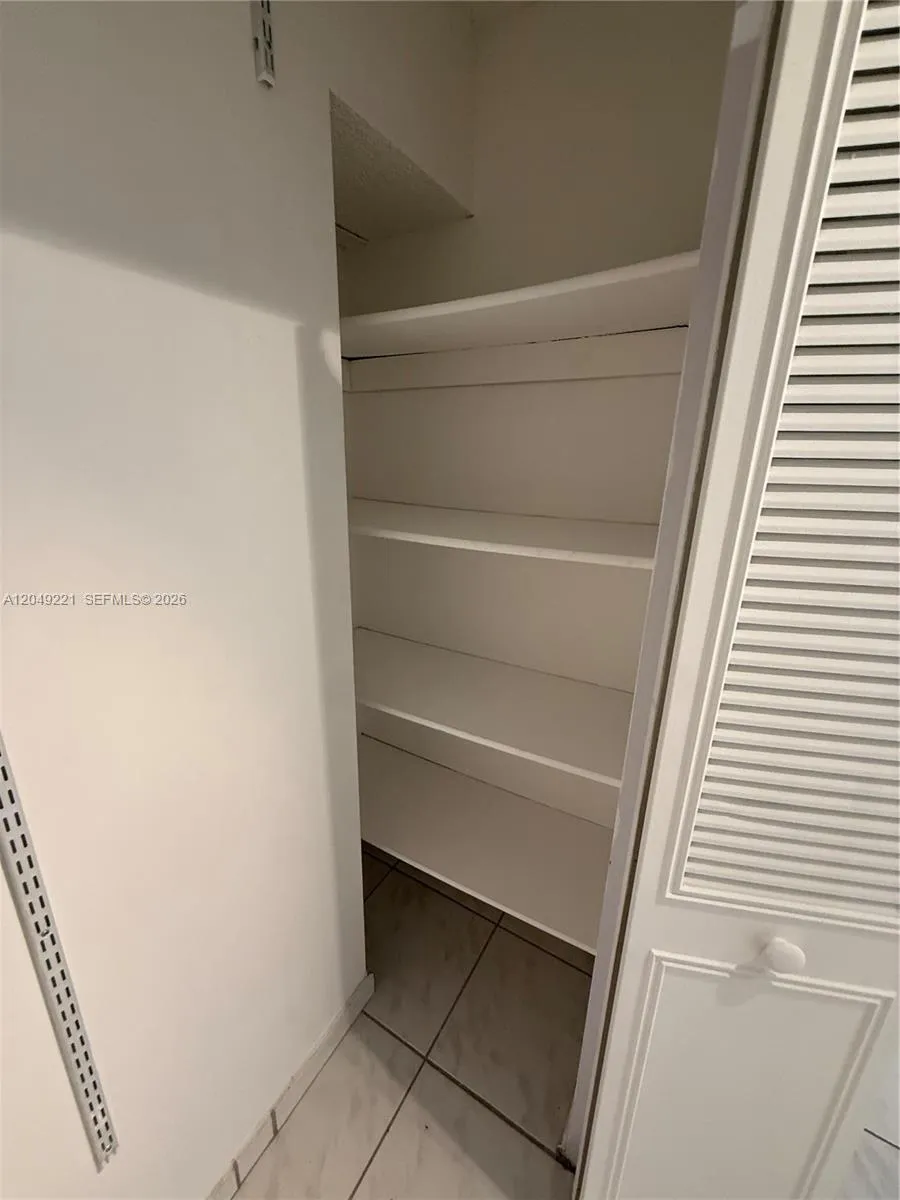 8625 NW 8th St #420 Miami, FL 33126