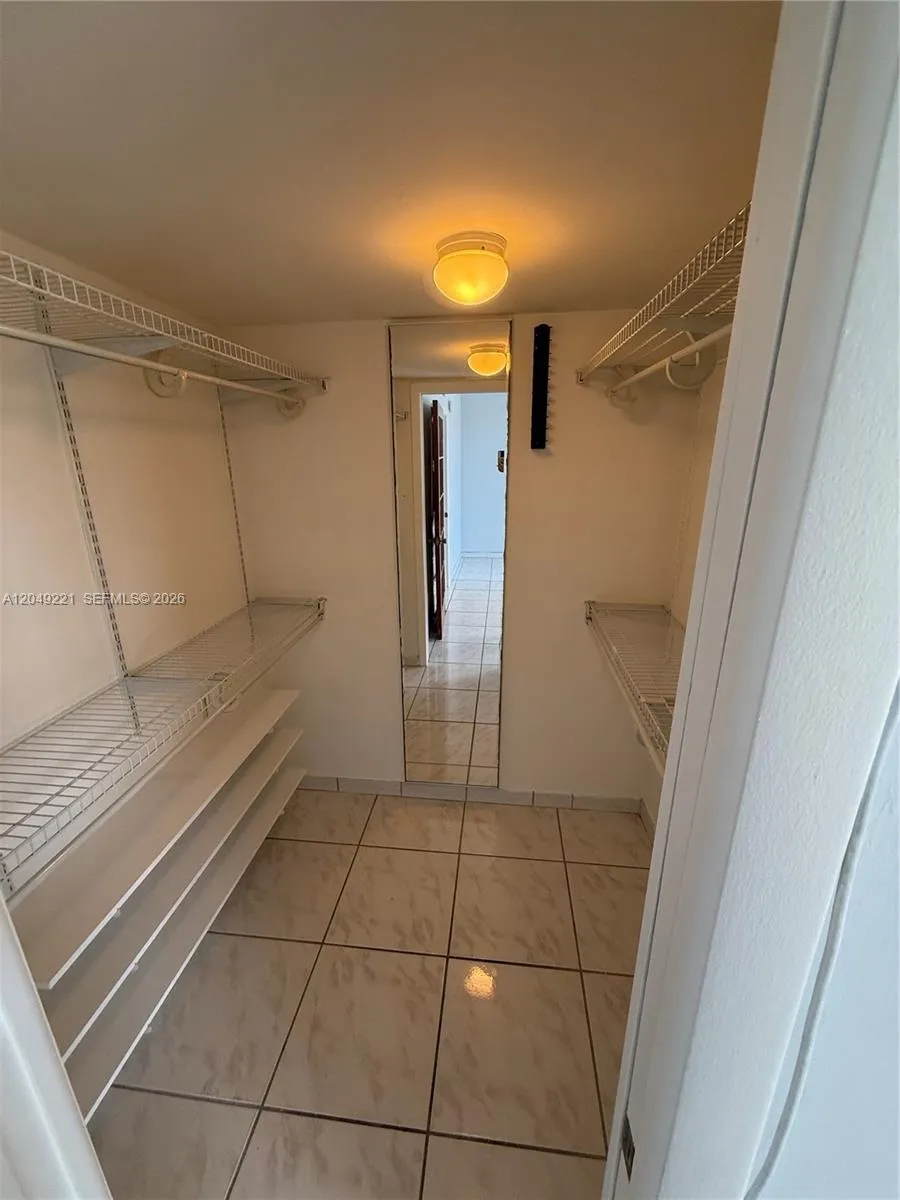 8625 NW 8th St #420 Miami, FL 33126