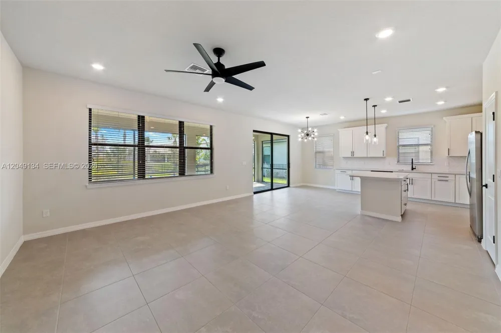 4470 Waterside Dr Oakland Park, FL 33309