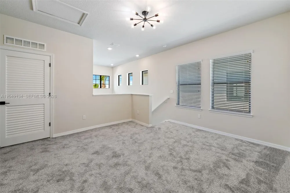4470 Waterside Dr Oakland Park, FL 33309