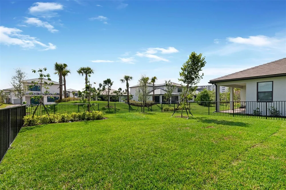 4470 Waterside Dr Oakland Park, FL 33309