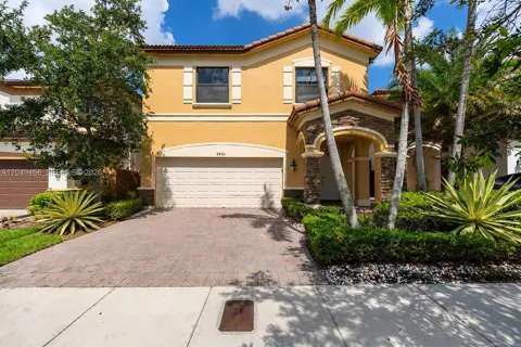 8850 NW 99th Path