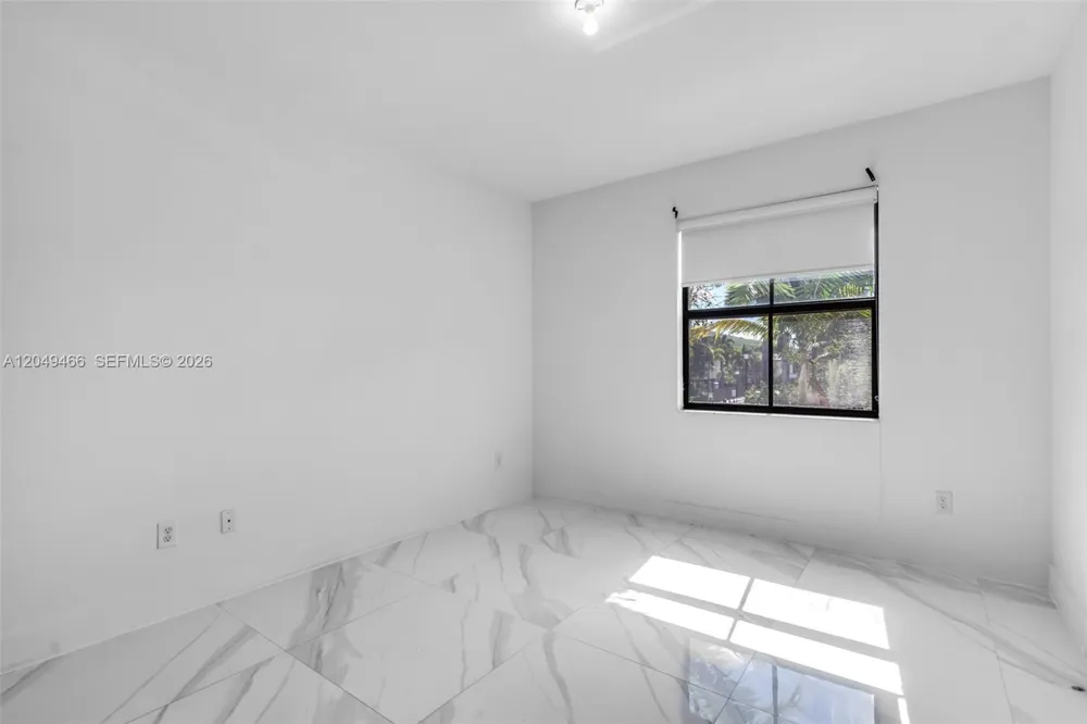 8850 NW 99th Path Doral, FL 33178