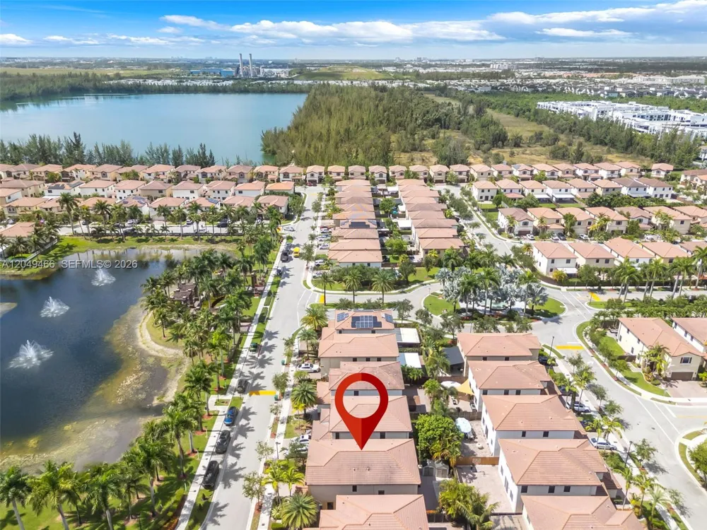 8850 NW 99th Path Doral, FL 33178