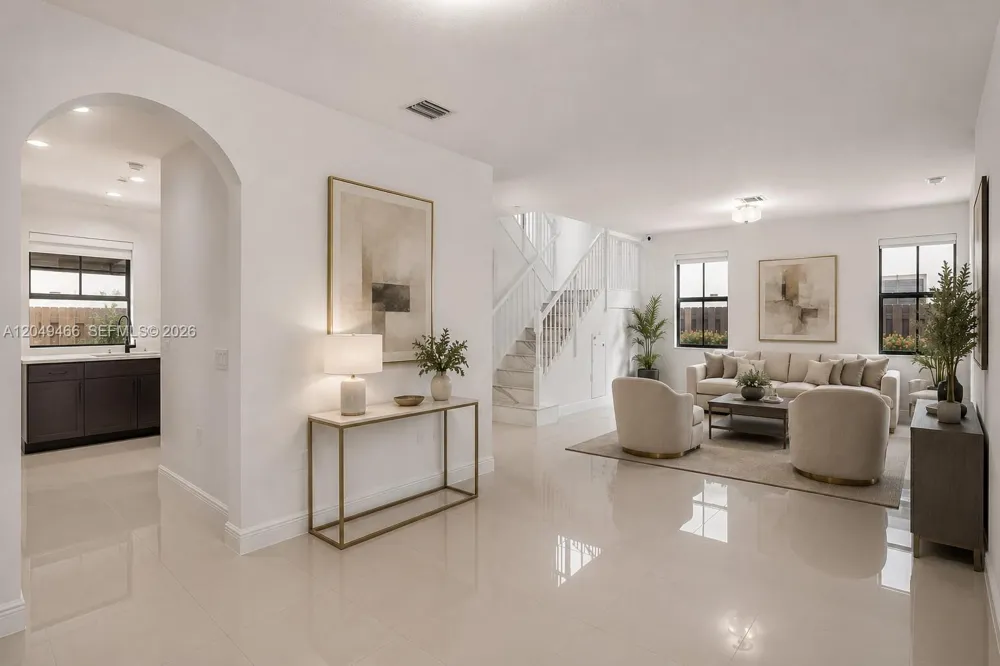 8850 NW 99th Path Doral, FL 33178