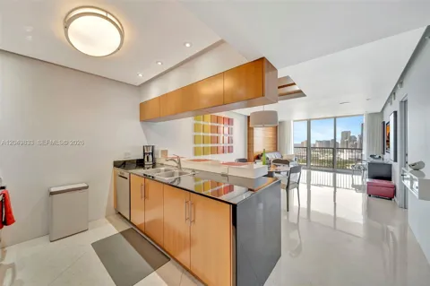 1750 Bayshore Dr #3910