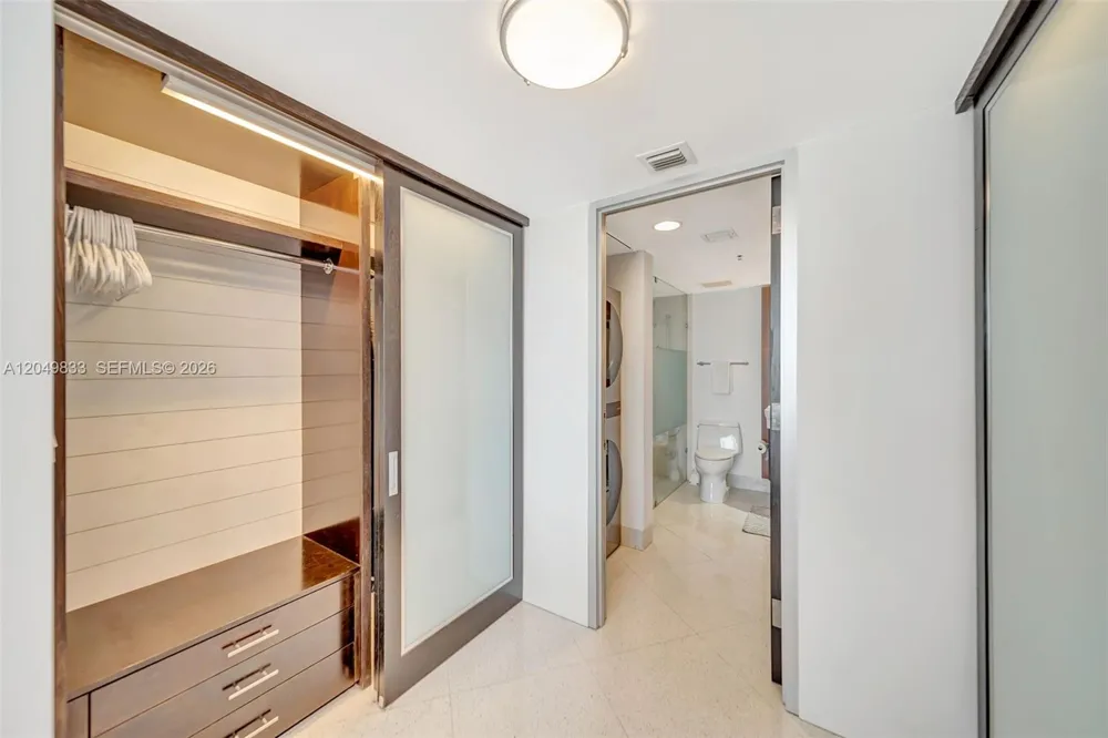 1750 Bayshore Dr #3910 Miami, FL 33132