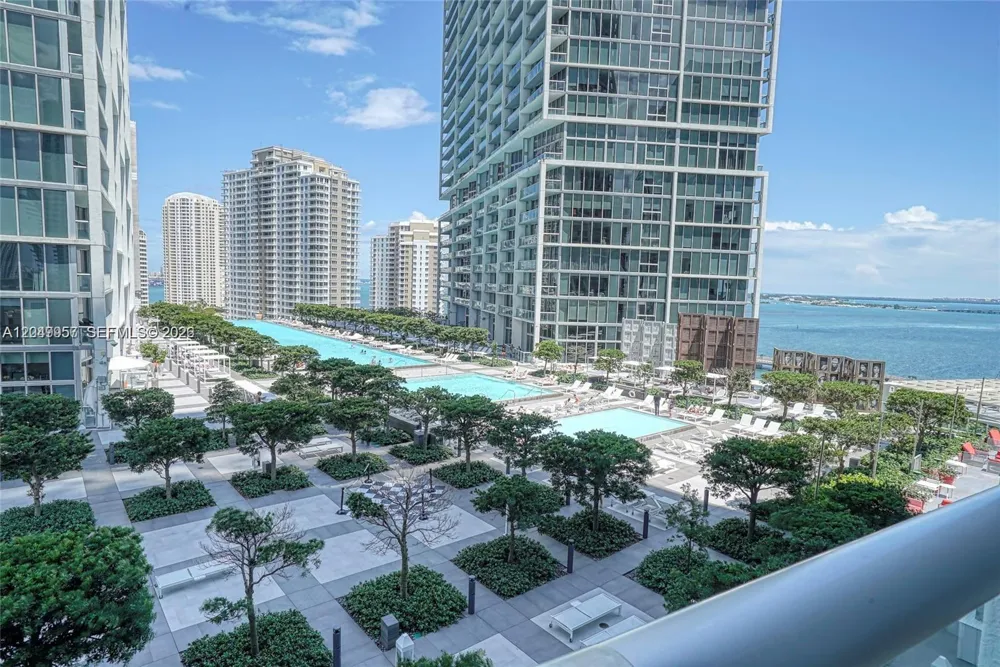 485 Brickell Ave #1701 Miami, FL 33131
