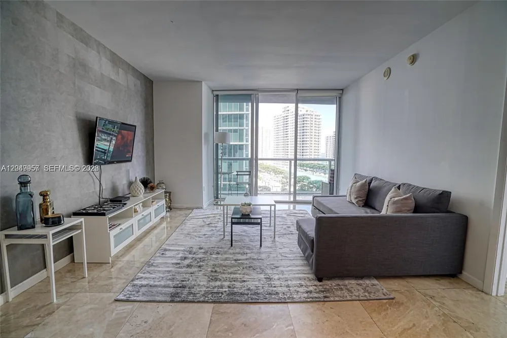 485 Brickell Ave #1701 Miami, FL 33131