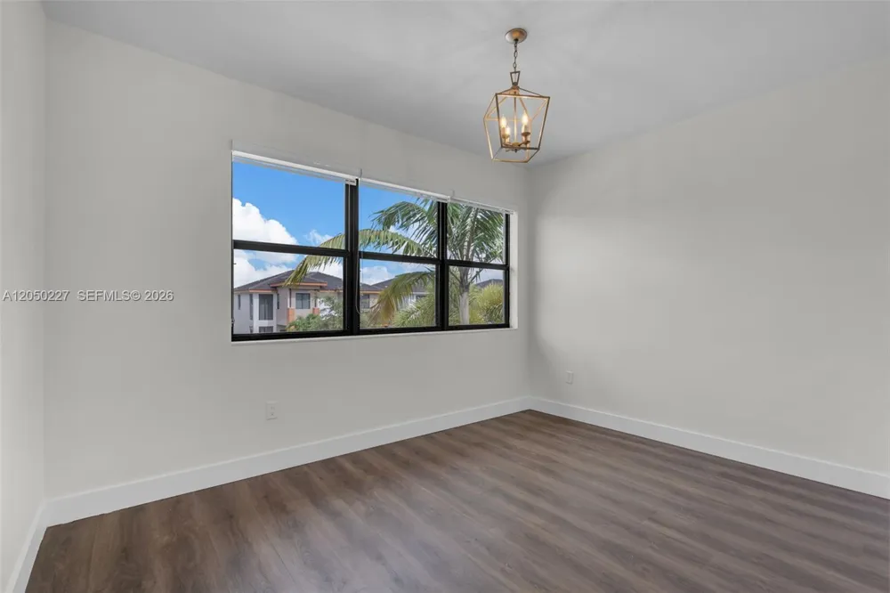 15455 NW 88th Ct Miami Lakes, FL 33018