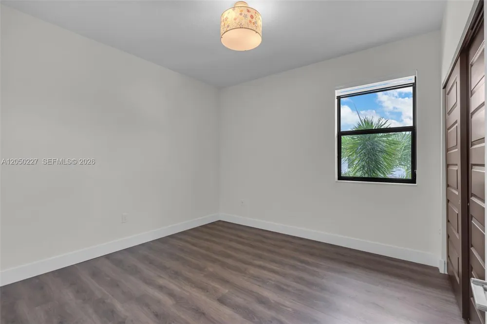 15455 NW 88th Ct Miami Lakes, FL 33018