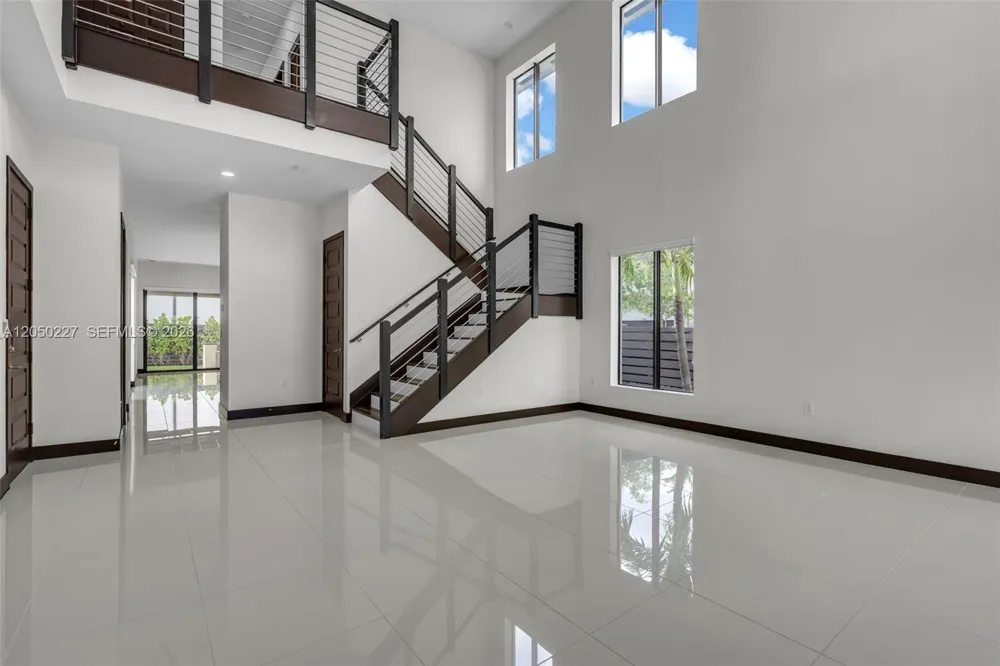 15455 NW 88th Ct Miami Lakes, FL 33018