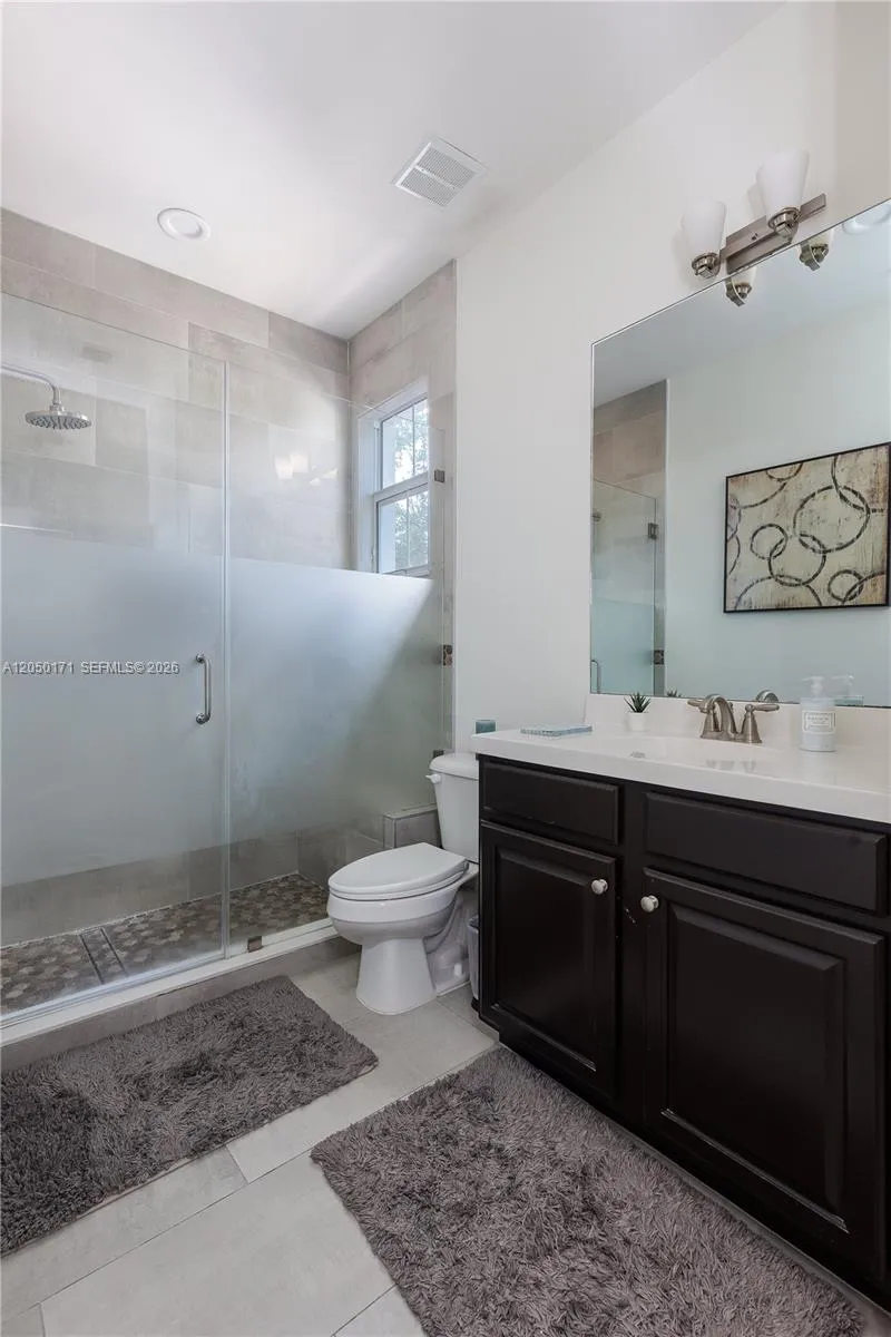 3300 NW 126th Ter Sunrise, FL 33323