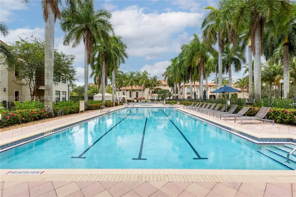 3300 NW 126th Ter Sunrise, FL 33323