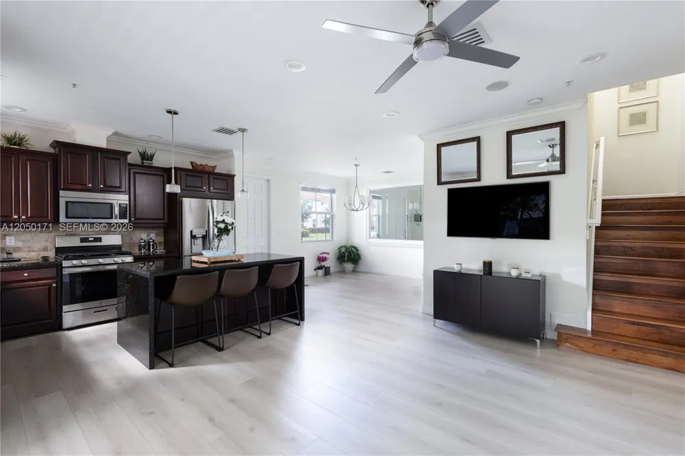 3300 NW 126th Ter Sunrise, FL 33323