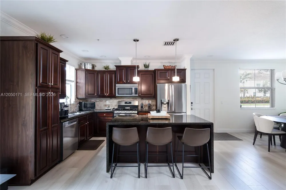 3300 NW 126th Ter Sunrise, FL 33323