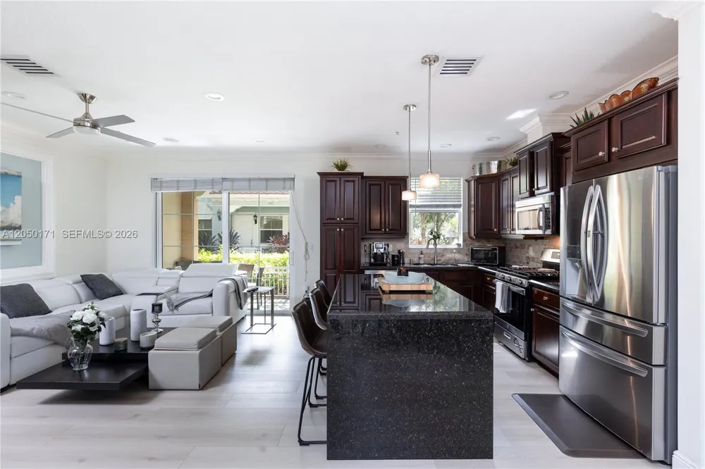 3300 NW 126th Ter Sunrise, FL 33323