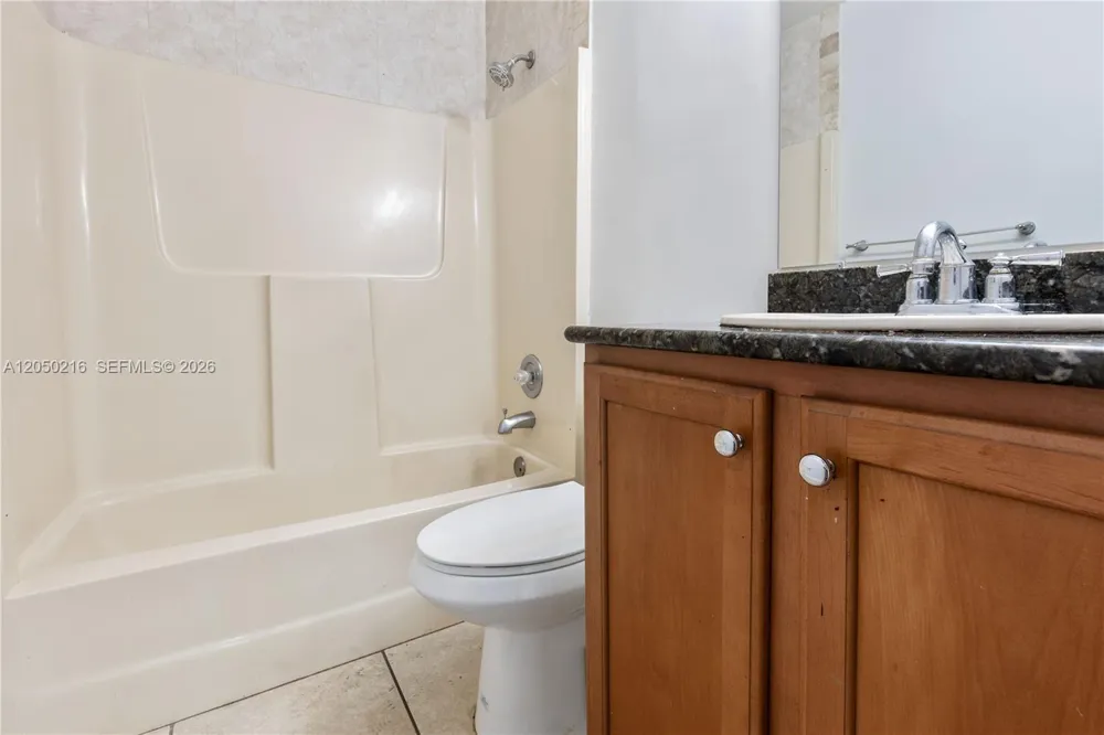 5236 Treetops Drive #L-104 Naples, FL 34113