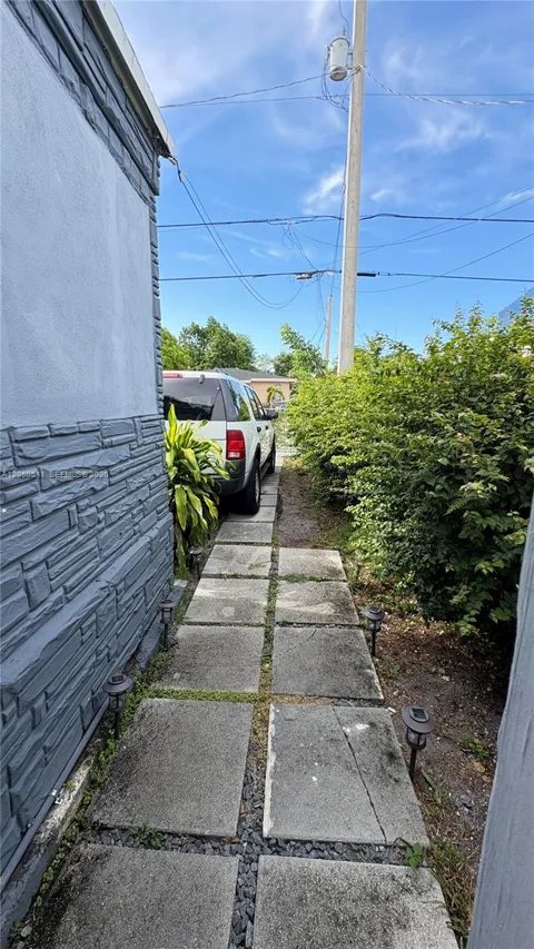 2254 NW 3rd Street #1