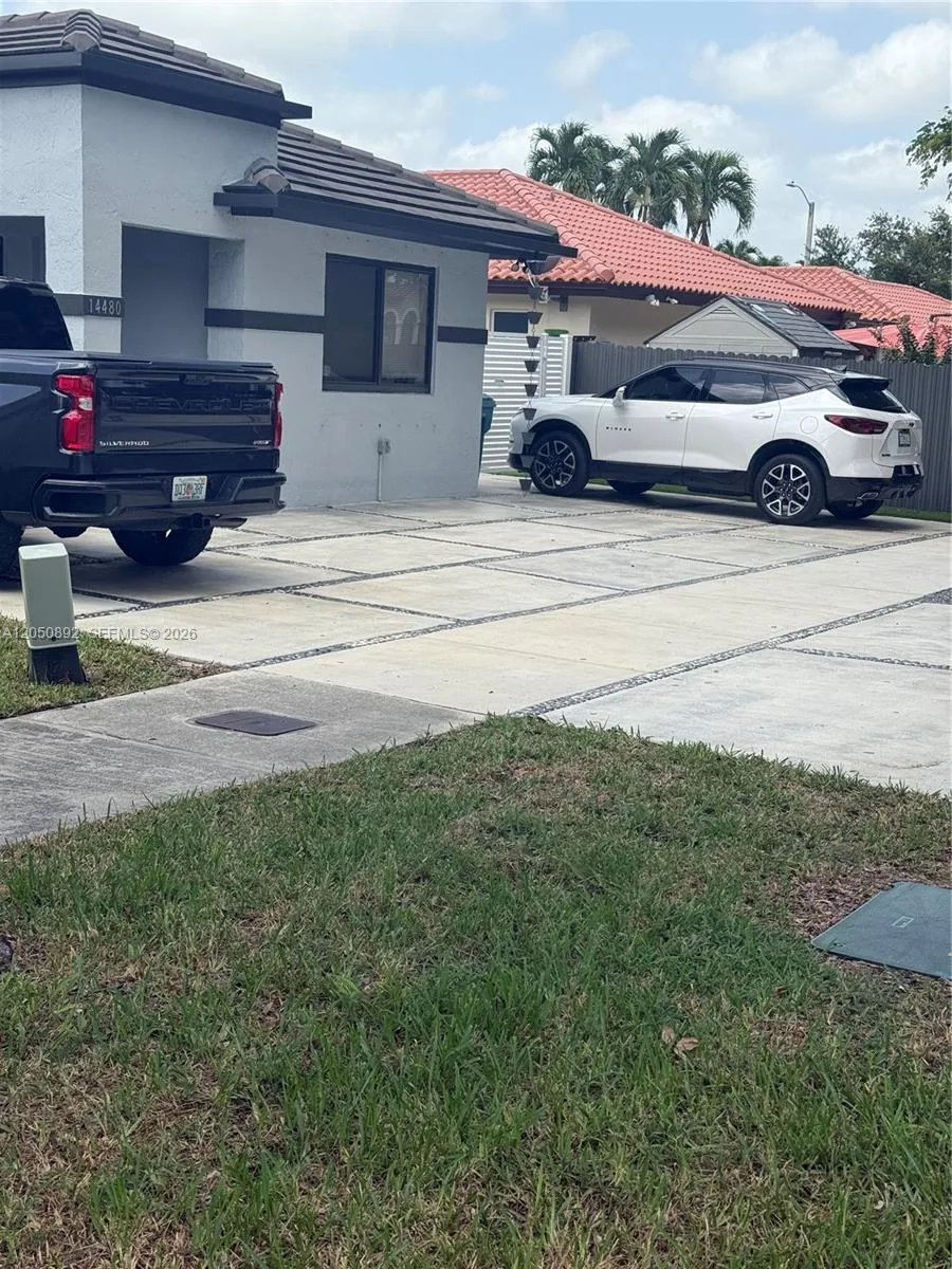 14480 SW 112th St Miami, FL 33186