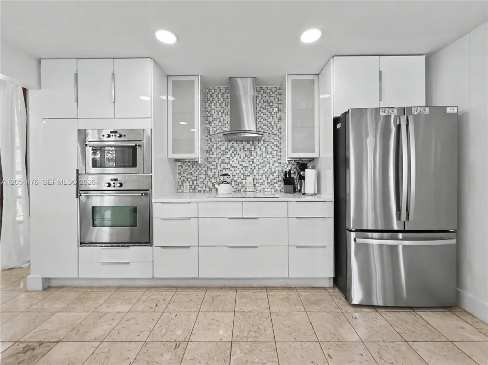 2124 Fisher Island Dr #2124 Miami Beach, FL 33109
