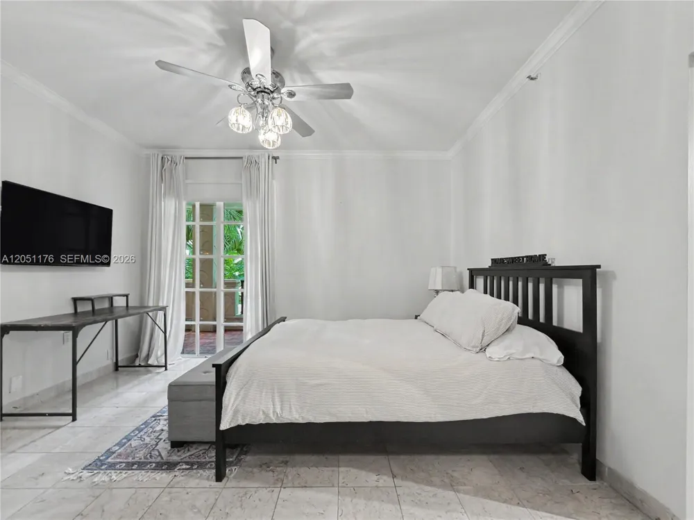 2124 Fisher Island Dr #2124 Miami Beach, FL 33109