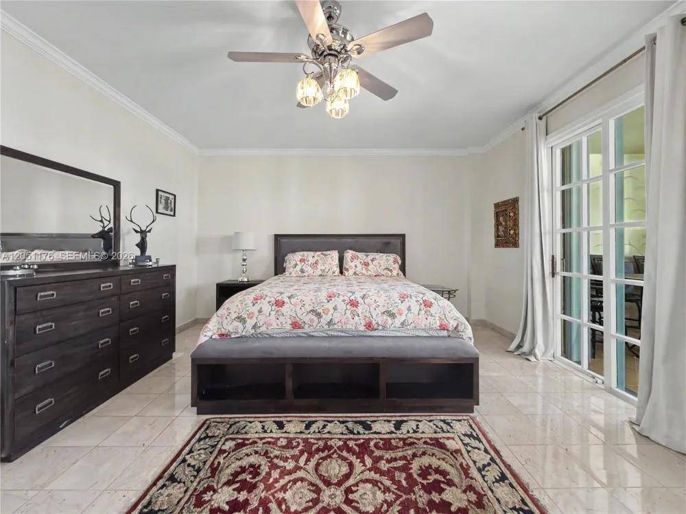 2124 Fisher Island Dr #2124 Miami Beach, FL 33109