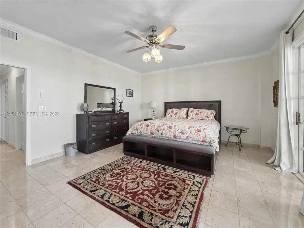 2124 Fisher Island Dr #2124 Miami Beach, FL 33109