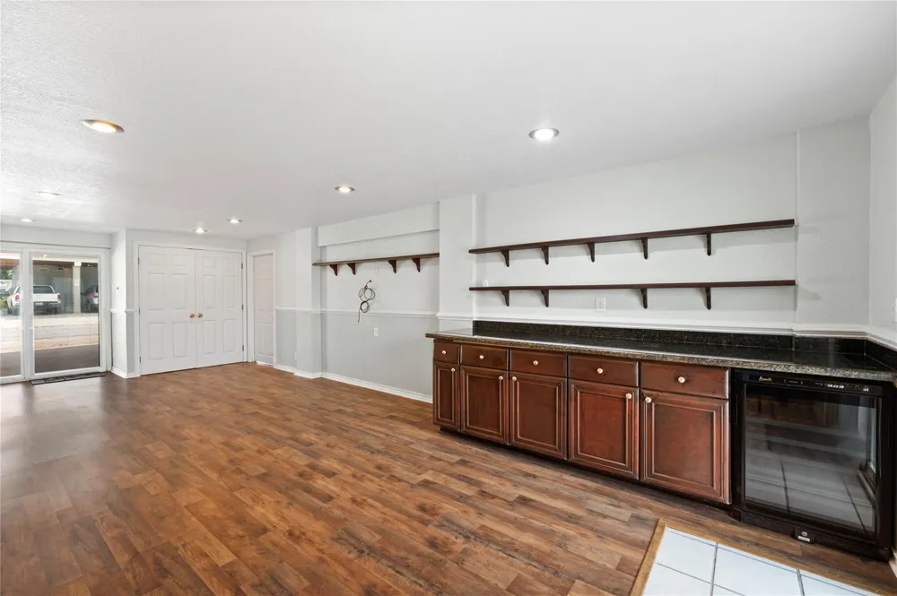 920 Bonita Street Bayou Vista, TX 77563